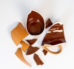 broken-coffee-cup-white-background_433823-860